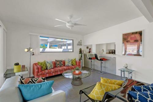 Rubys Retreat By Oranj Palm