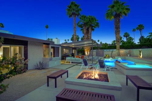 Shelby Sands By Oranj Palm