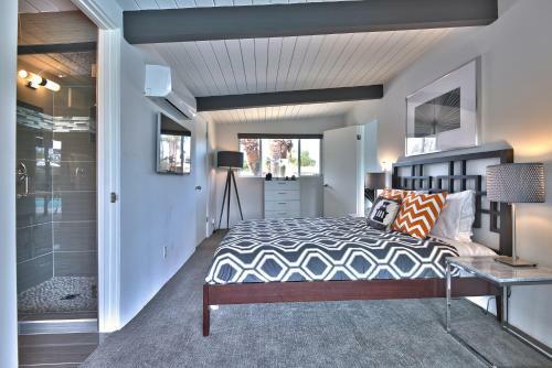 The Aqua House By Oranj Palm