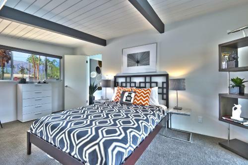 The Aqua House By Oranj Palm