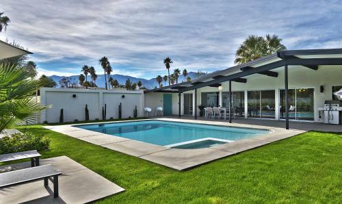 The Aqua House By Oranj Palm