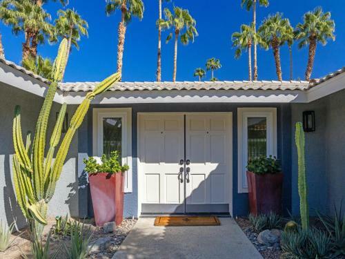 Fairlando Of Palm Springs