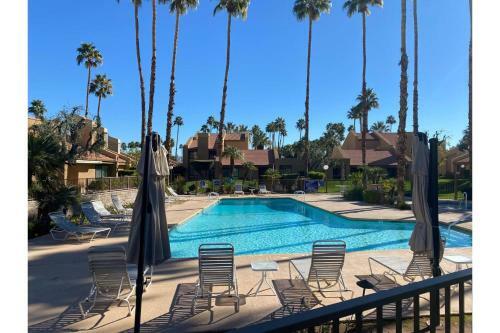 Ananda Nivas - The Pointe By Oranj Palm