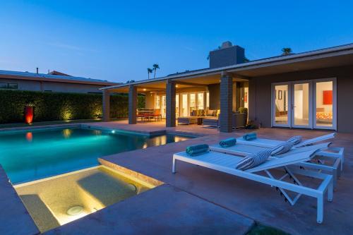 Villa Tranquilo Home