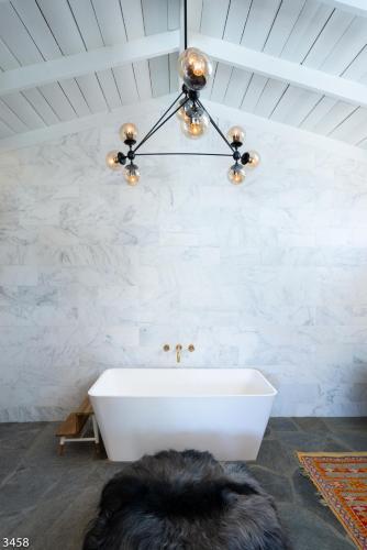 Hinshaw Hideaway