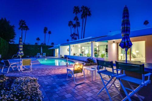 Palm Springs Timeless Beauty