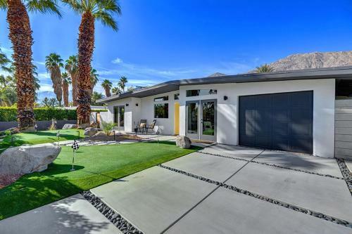 Warm Sands Pool Home With Bocce Ball & Putting Green By Oran