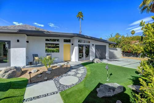 Warm Sands Pool Home With Bocce Ball & Putting Green By Oran