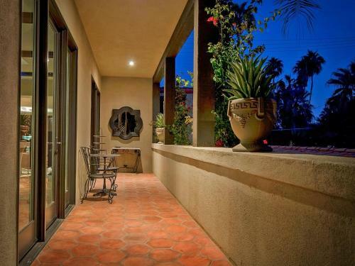 Villa Carmelita - The Sonny & Cher House