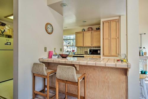Pine Mountain Club Cottage With Wraparound Deck!