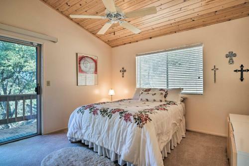 Pine Mountain Club Cottage With Wraparound Deck!