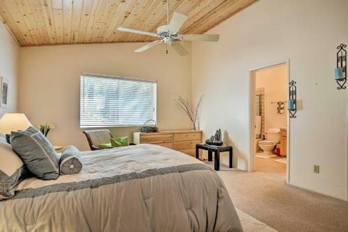 Pine Mountain Club Cottage With Wraparound Deck!