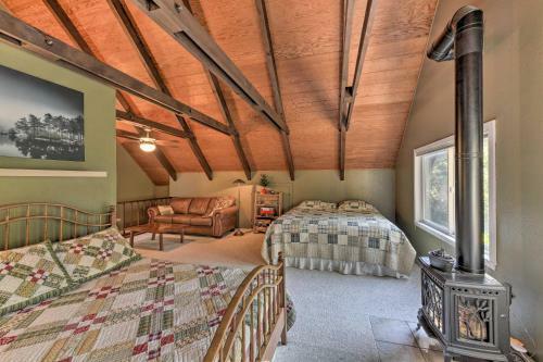 Amber Cabin With Hot Tub, Near Top Vineyards!