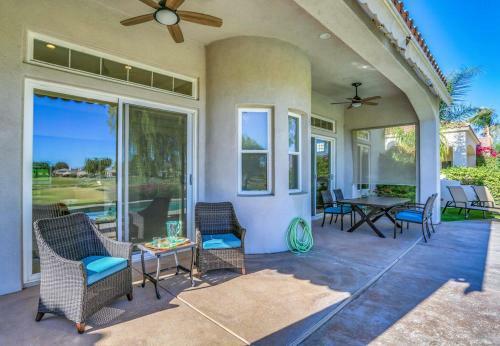 Mira Vista Lakefront Golf Villa