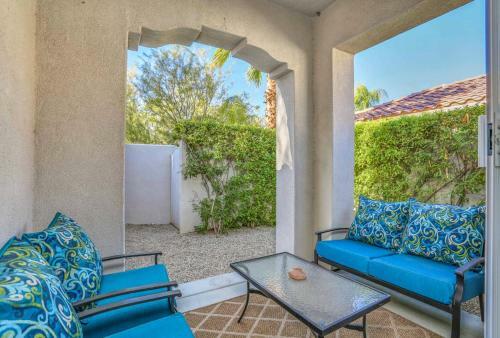 Mira Vista Lakefront Golf Villa