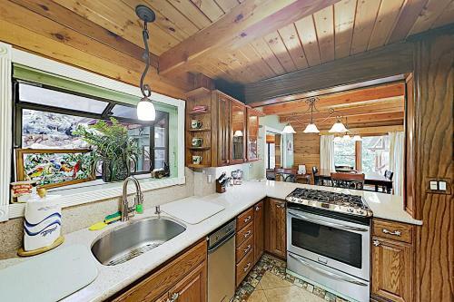 Expansive Haven With Fireplaces & Epic Game Room Home