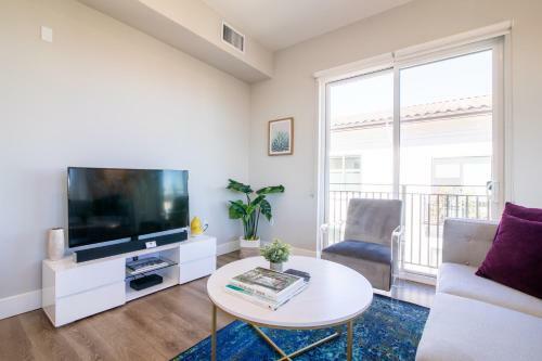 Urban Flat Apartments @ San Carlos