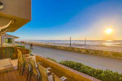 3 Floors Of Ocean Frontage With Private Hot Tub