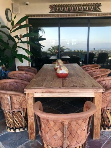 Hostal Spacious Guest House, Pool & Spa, Close To Beach!