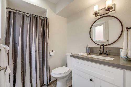 Waterfront, Exclusive Ground Level Patio, AC