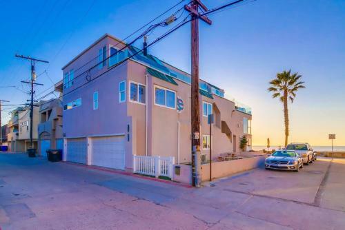 50ft Of Ocean Frontage, Entire Ground Level, AC