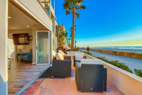 50ft Of Ocean Frontage, Entire Ground Level, AC