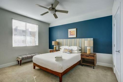 Wanderjaunt - Carmel Valley Apartments
