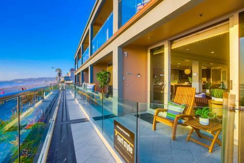 2 Combined Ocean Front Units! Exclusive Patio, Bbq, Fire Pit