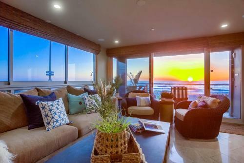 2 Combined Ocean Front Units! Exclusive Patio, Bbq, Fire Pit