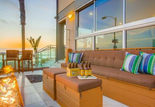 2 Combined Ocean Front Units! Exclusive Patio, Bbq, Fire Pit