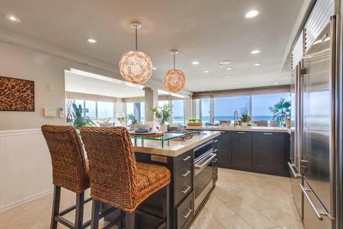 2 Combined Ocean Front Units! Exclusive Patio, Bbq, Fire Pit