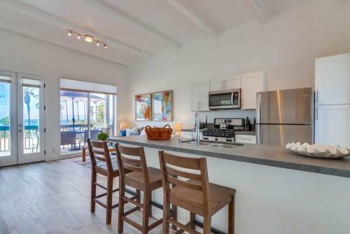 Ocean Front, 2 Levels, 2 Water View Patios, AC