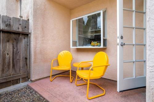 Wanderjaunt - Pacific Beach Townhomes