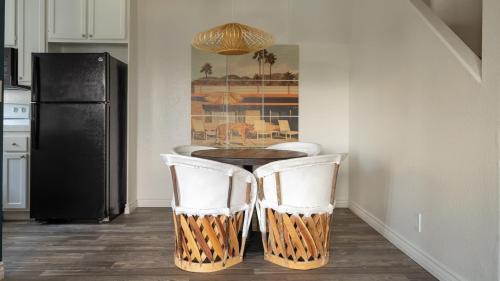 Wanderjaunt - Pacific Beach Townhomes