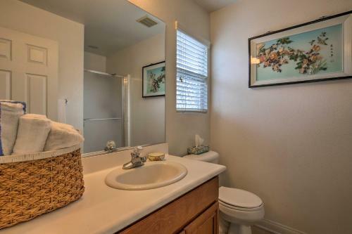 Spacious San Diego Home With Pool, Spa And Ocean Views!