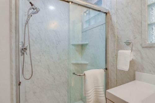 Ocean Front, Exclusive Water View Patio, AC