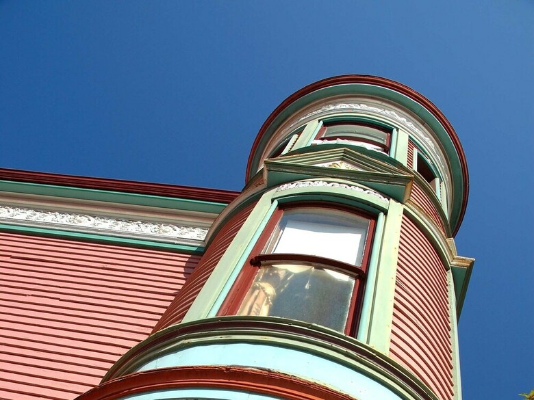Chateau Tivoli Bed And Breakfast