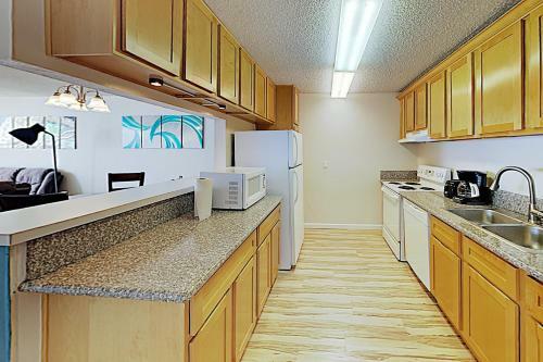 Apartamento New Listing! Oceanfront Pacific Beach Condo Condo