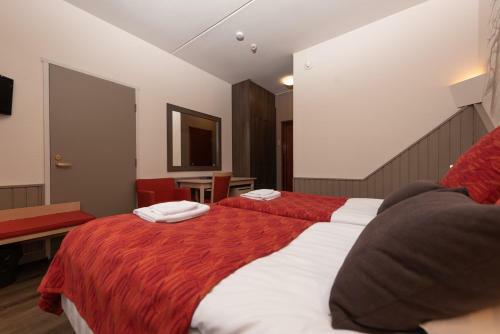 Hotel Yll�srinne