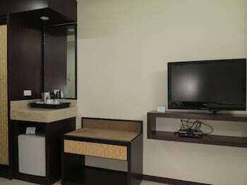 Hotel Circle Inn - Iloilo City Center