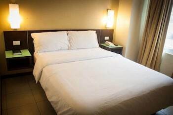 Hotel Circle Inn - Iloilo City Center