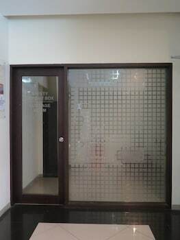 Hotel Circle Inn - Iloilo City Center