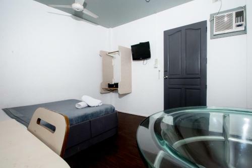 Island Nook Hotel