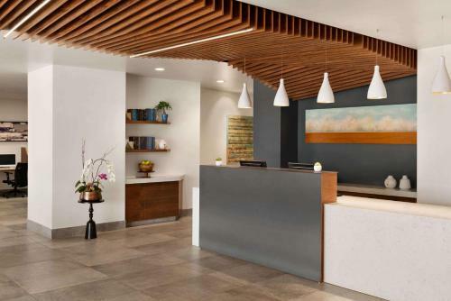 Hotel La Quinta By Wyndham San Luis Obispo