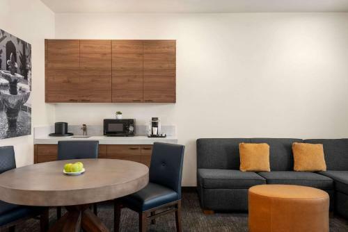 Hotel La Quinta By Wyndham San Luis Obispo