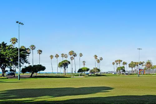 Sunny's Santa Barbara Beach House