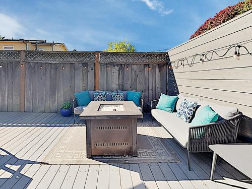 New Listing! ?surfer's Paradise? W/ Backyard Oasis Mature Home