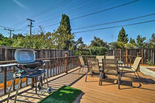 Central Santa Clara Home With Beautiful Outdoor Areas