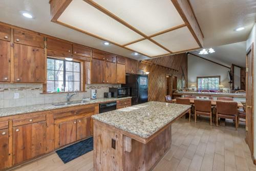 Adventure Lodge