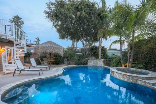 Custom Craftsman Home With Lagoon Pool & Spa Home